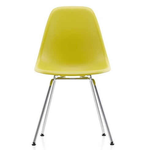 Cadeira Eames em Plástico DSX / Base Cromada